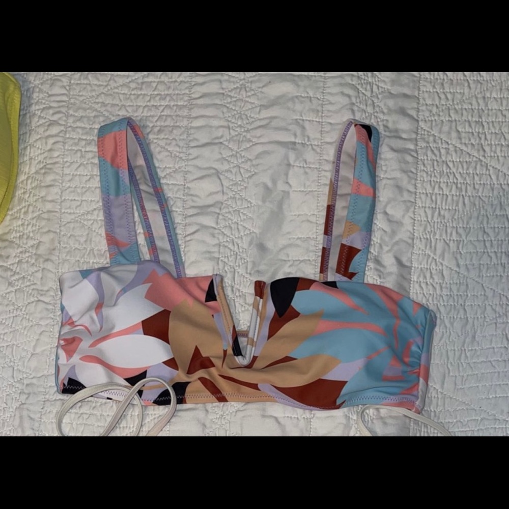 Shein patterned bikini top